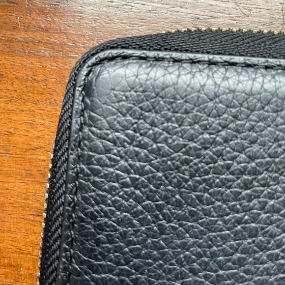 Michael Kors Pebbled Leather  Smartphone Wristlet / Wallet– 7\